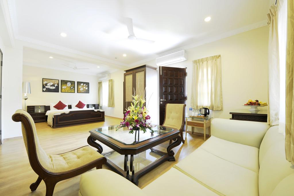 Deltin Palms Riverfront Panaji Bagian luar foto