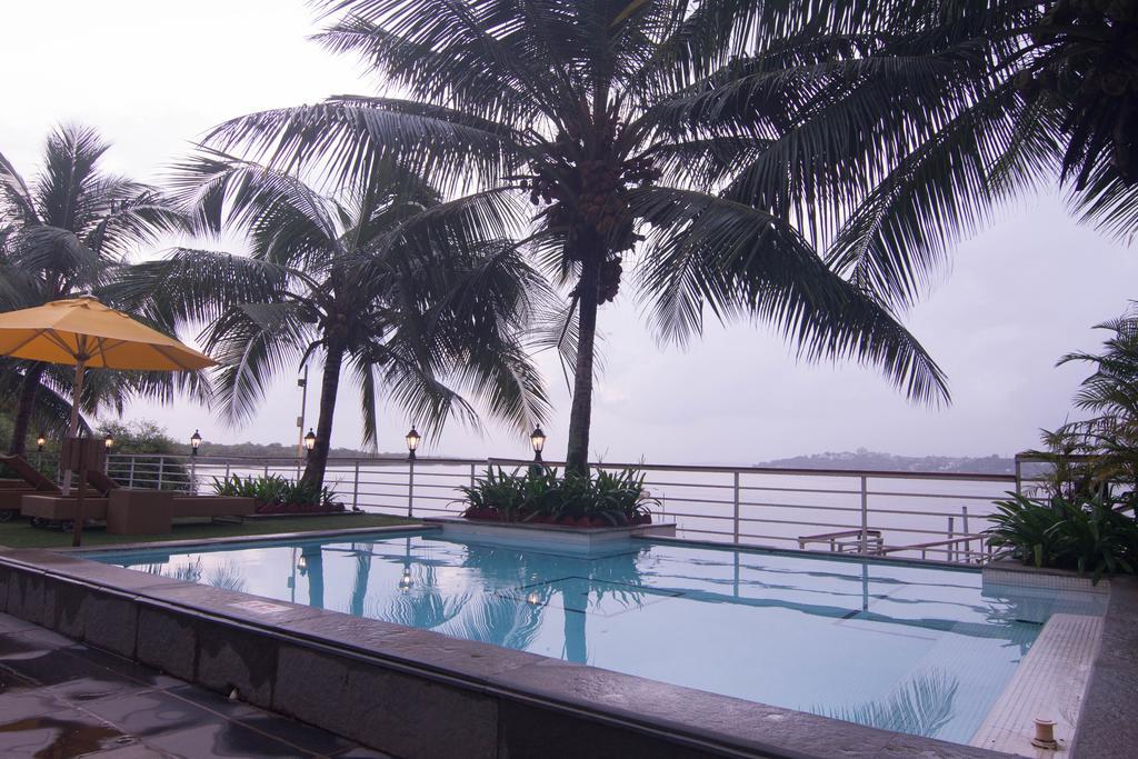 Deltin Palms Riverfront Panaji Bagian luar foto